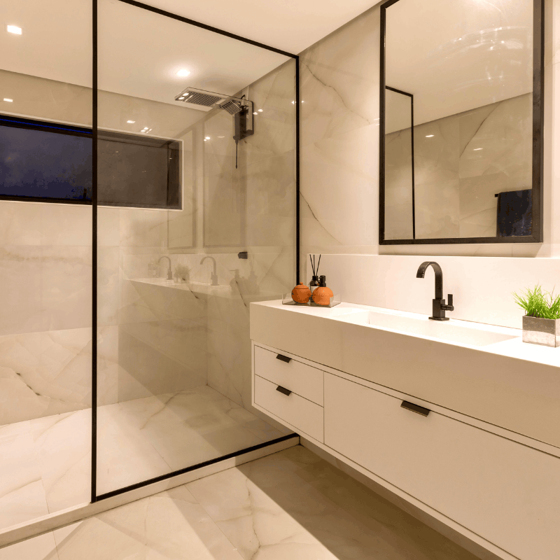 Guest bathroom before repairs